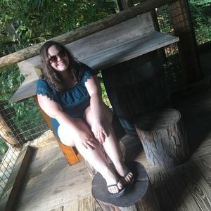 Meet your Posher, Alexis